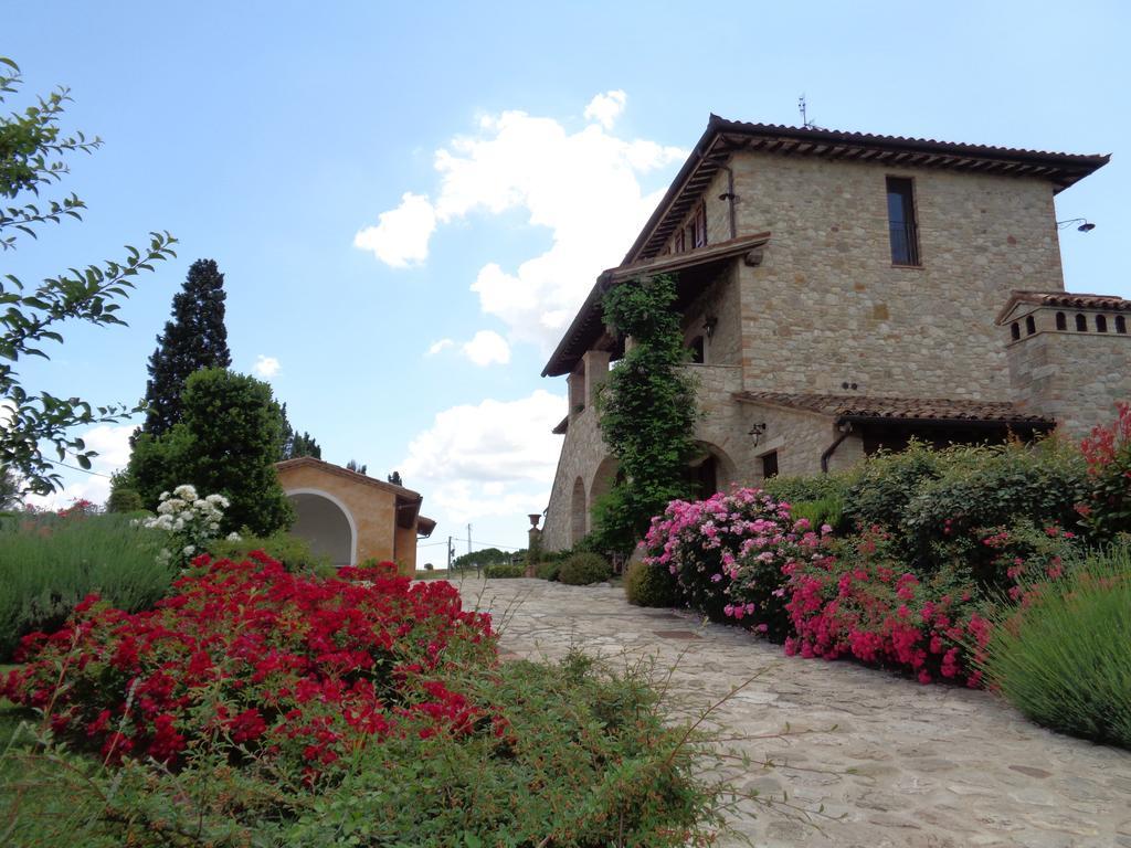 Agriturismo La Torraccia Todi Eksteriør billede